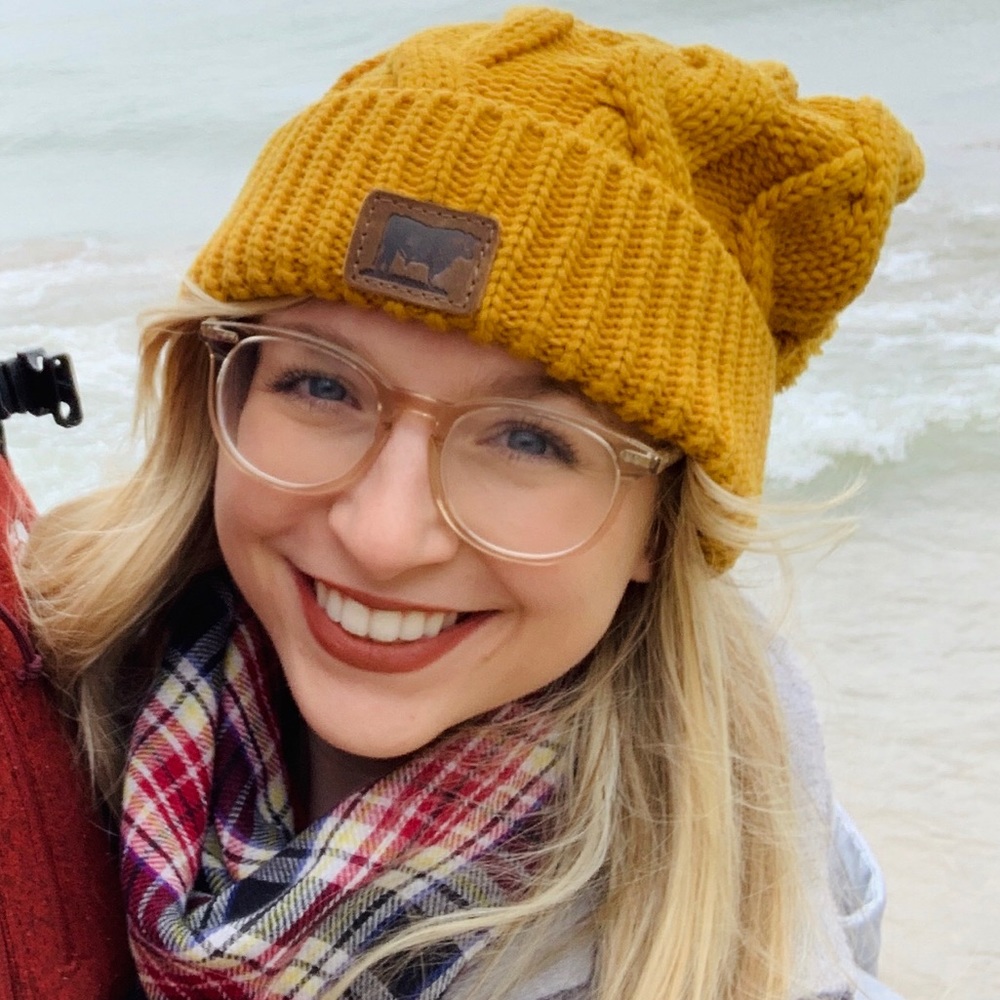 Meet your Posher, Amanda